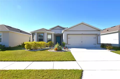 479 Autumn Stream Dr, Auburndale, FL 33823