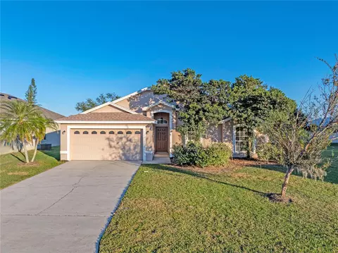 1120 Brenton Manor Dr, Winter Haven, FL 33881