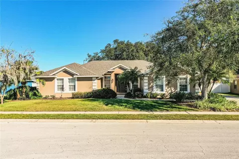 6825 Canbury Dr, Lakeland, FL 33809