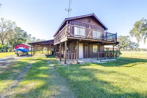 8715 Edison Rd, Lithia, FL 33547