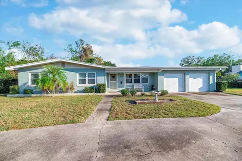 128 Lake Sears Dr, Winter Haven, FL 33880