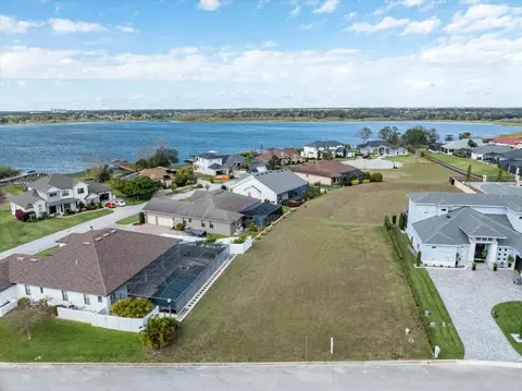 3334 Shore Dr, Lakeland, FL 33812