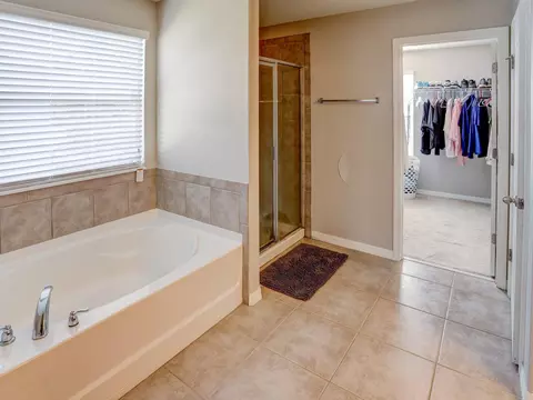 Bath - 1918 Wind Meadows Dr, Bartow, FL 33830 photo 1 of 3