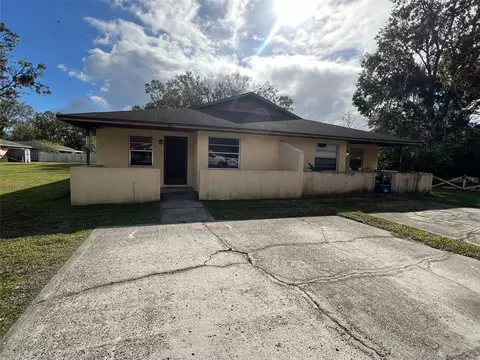110 W 112 W Daughtery Rd #110/112, Lakeland, FL 33809