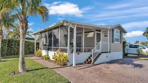 2307 Limewood Ave, Clermont, FL 34714