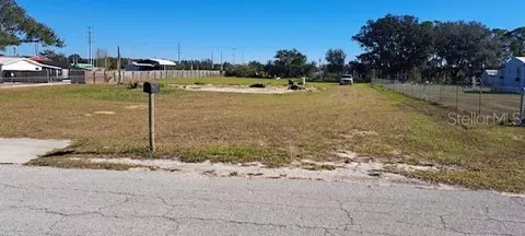 1106 Spring Ct, Auburndale, FL 33823