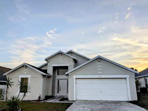 2721 Rochelle Dr, Winter Haven, FL 33881