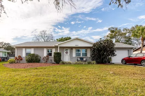 3843 Pipkin Creek Rd, Lakeland, FL 33811