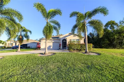 5880 Marsh Landing Dr, Winter Haven, FL 33881