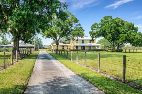 1722 Broken Arrow Trl N, Lakeland, FL 33813