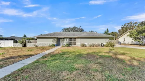 6357 Neamathla Dr, Lakeland, FL 33813