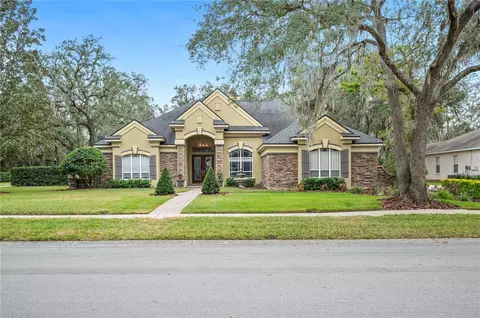 6011 Hammock Hill Ave, Lithia, FL 33547