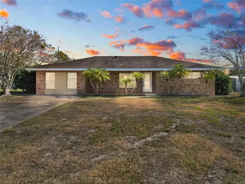 206 7th St S, Lake Hamilton, FL 33851