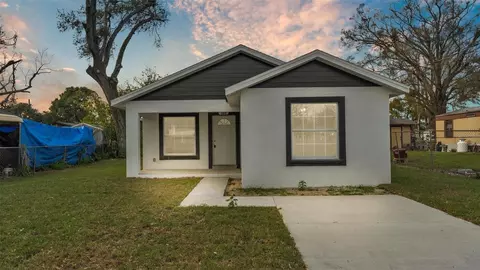 105 3rd Eloise St, Winter Haven, FL 33880