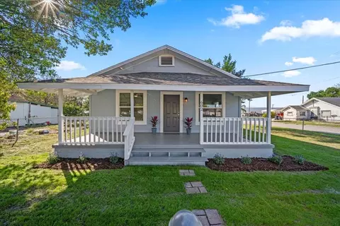 602 E Orange St, Auburndale, FL 33823