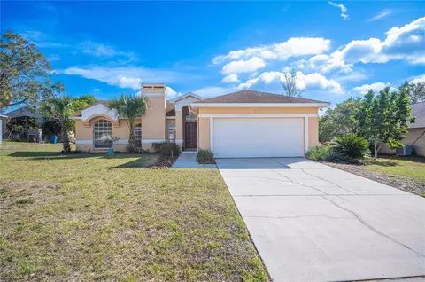 736 Hunt Dr, Lake Wales, FL 33853