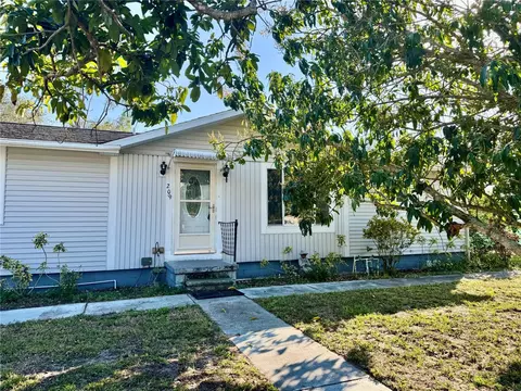 209 Ann Ave, Dundee, FL 33838