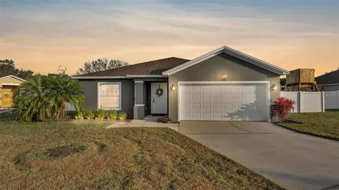 8185 Woodvine Cir, Lakeland, FL 33810