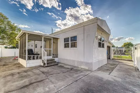 2935 Rossi Ln, Lakeland, FL 33801