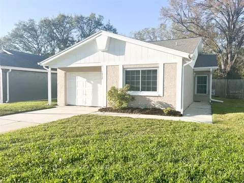 1317 Bramblewood Dr, Lakeland, FL 33811