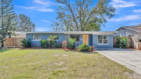 1518 Avenue C NE, Winter Haven, FL 33881
