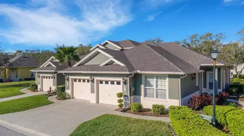 2987 Mission Lakes Dr #10, Lakeland, FL 33803