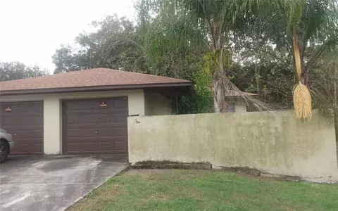 251 Mary Catherine Ct, Lakeland, FL 33809