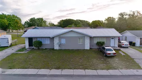 428 Century Blvd #A, Auburndale, FL 33823