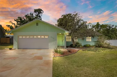 246 Veranda Dr, Lakeland, FL 33809