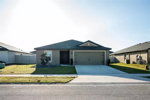 1411 Swan Lake Cir, Dundee, FL 33838