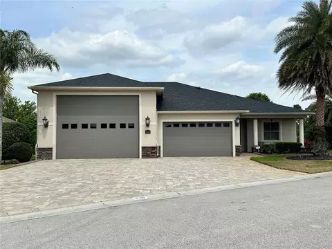 710 Meandering Way, Polk City, FL 33868