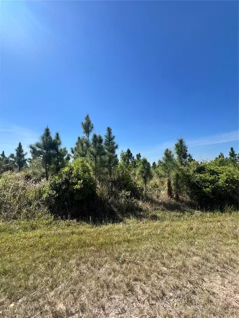 605 Calendula Dr, Indian Lake Estates, FL 33855