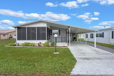 6757 Kensington Dr NE, Winter Haven, FL 33881