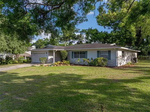 527 Poppell Dr, Lakeland, FL 33813