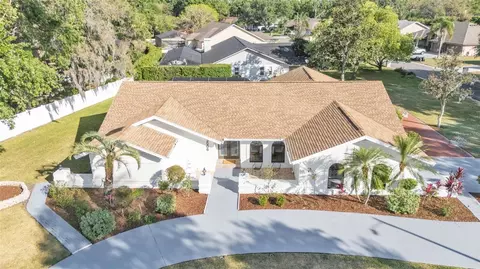 3006 Pine Club Dr, Plant City, FL 33566