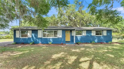 1307 Lindsey Rd, Plant City, FL 33566
