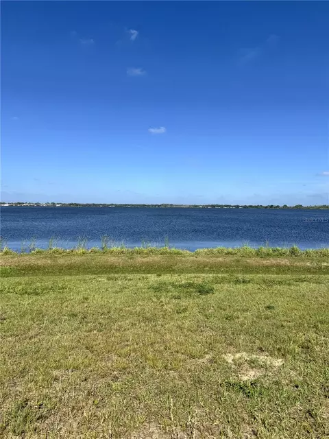 651 Waterfern Trail Dr, Auburndale, FL 33823