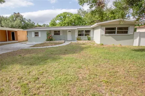 2332 S Crystal Lake Dr, Lakeland, FL 33801