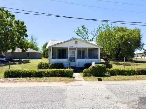 1204 Harding Ave, Lake Wales, FL 33853