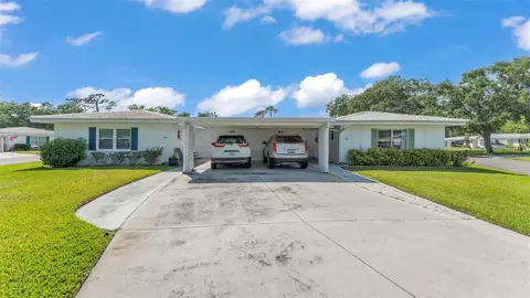 703 Barber Cir #703, Lakeland, FL 33803