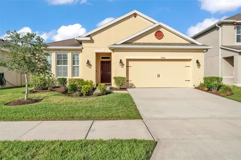 2468 Silver View Dr, Lakeland, FL 33811