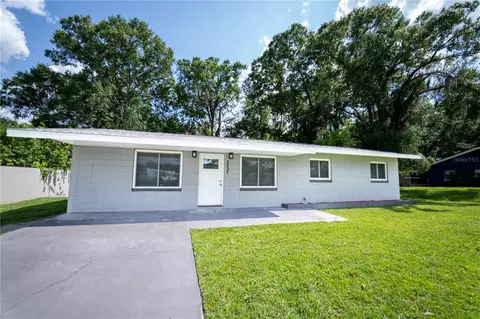 2527 Dons Pl, Lakeland, FL 33801