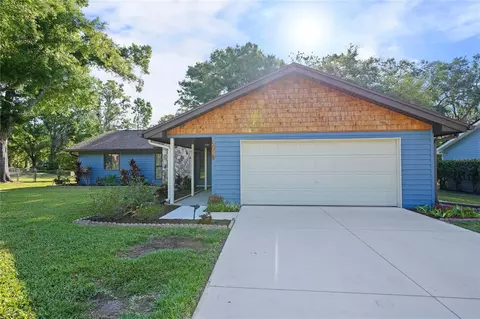 5018 Forestgreen Dr E, Lakeland, FL 33811