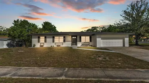 6423 Fairlawn St, Spring Hill, FL 34606