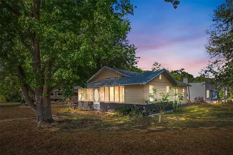 746 Cohassett Ave, Lake Wales, FL 33853
