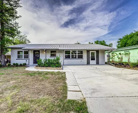 607 Young Pl, Lakeland, FL 33803