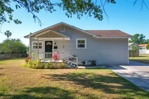 737 Kensington St, Lakeland, FL 33803