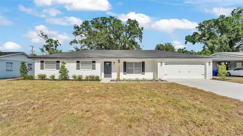 4028 S Wellington Dr, Lakeland, FL 33813