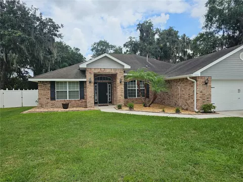 2933 Blackwater Oaks Dr, Mulberry, FL 33860
