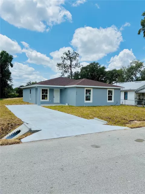 2220 W Lanier St, Lakeland, FL 33815